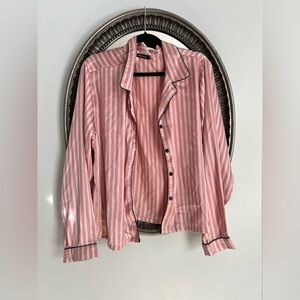 Pretty Little Thing PJ Shirt